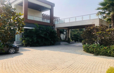 Radhey Mohan Farmhouse